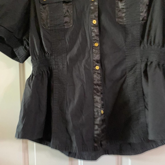Coogi Button down blouse - Picture 3 of 7